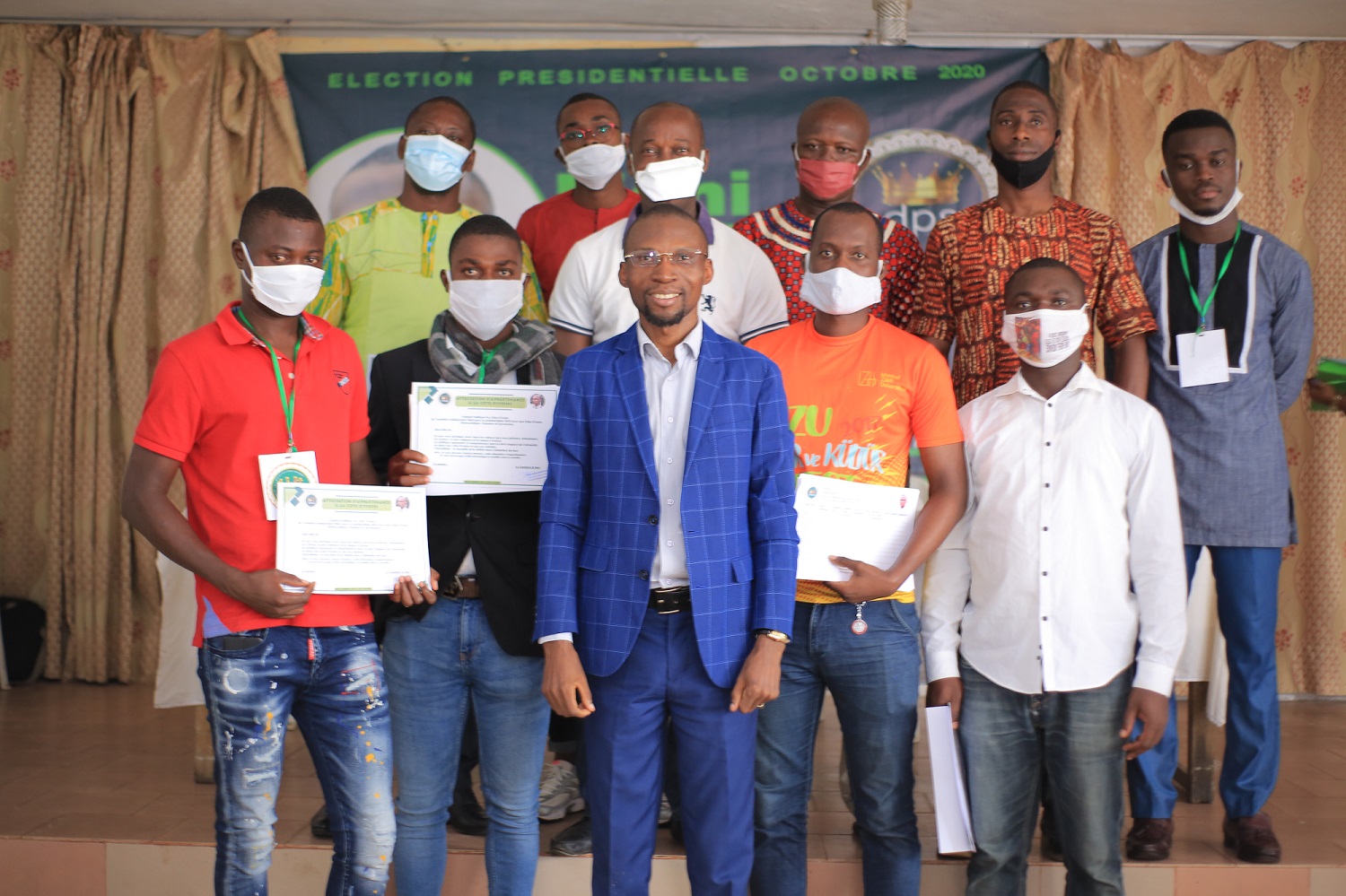 Des sections PRO-CÔTE D'IVOIRE de Yopougon exhortées par le candidat Fiéni à pratiquer la non violence